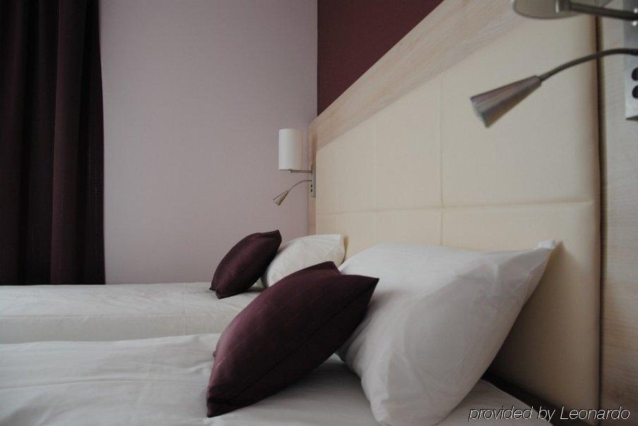 Brit Hotel Vendée Mer Les Achards  Eksteriør bilde